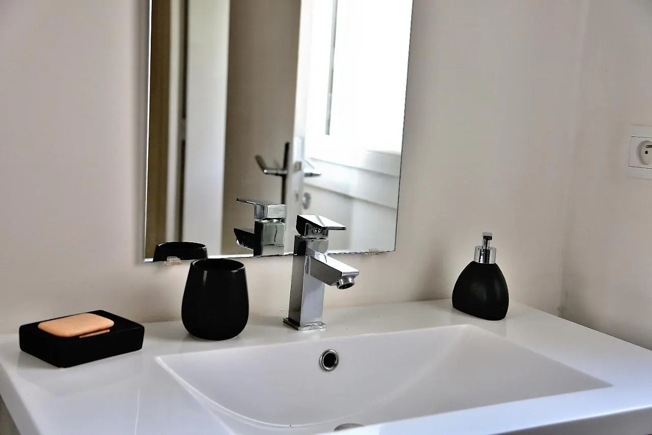 Jolie Villa Loc-Saisonniere - La Petite Cocagne Alleins