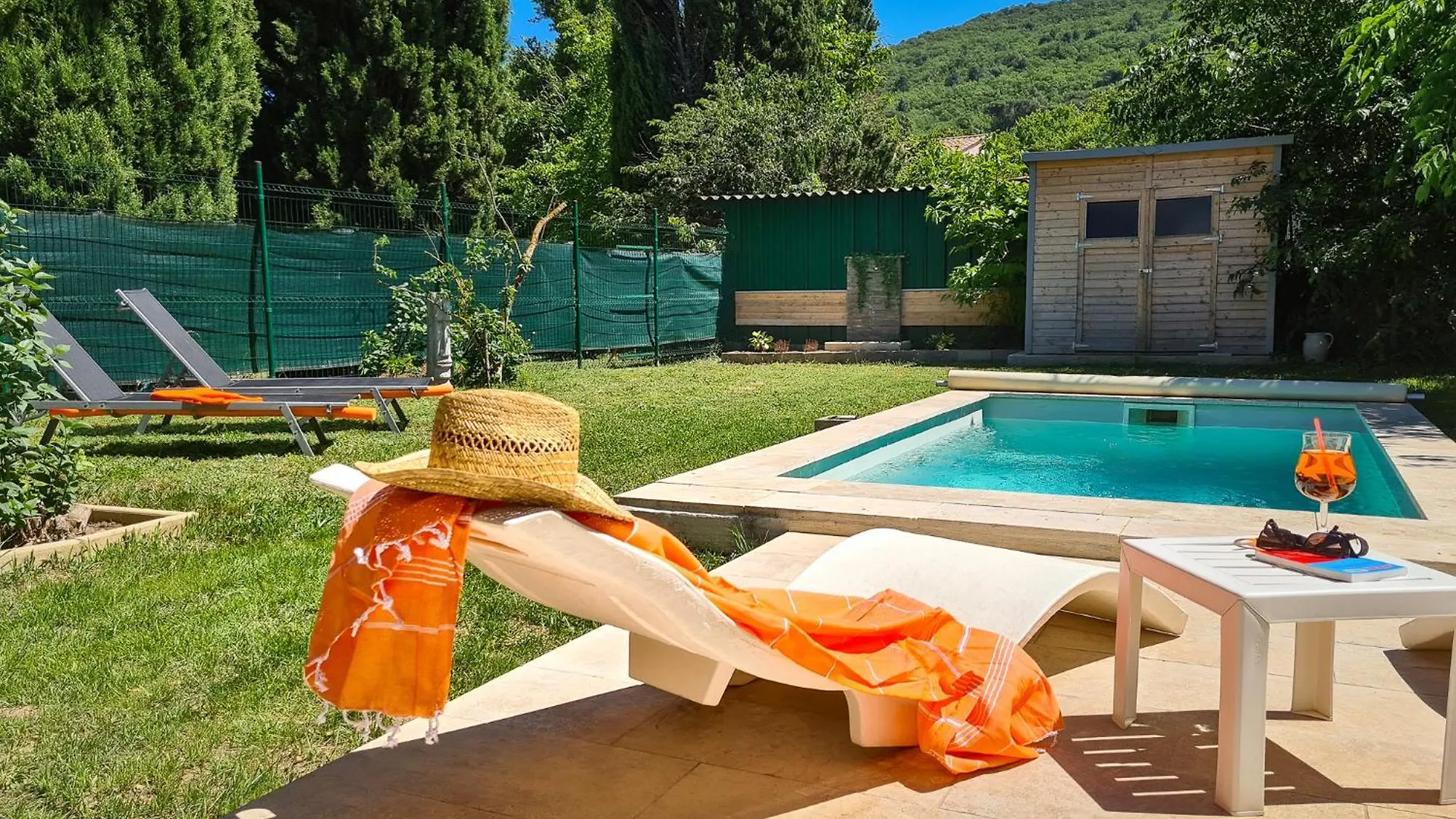 Jolie Villa Loc-Saisonniere - La Petite Cocagne Alleins France
