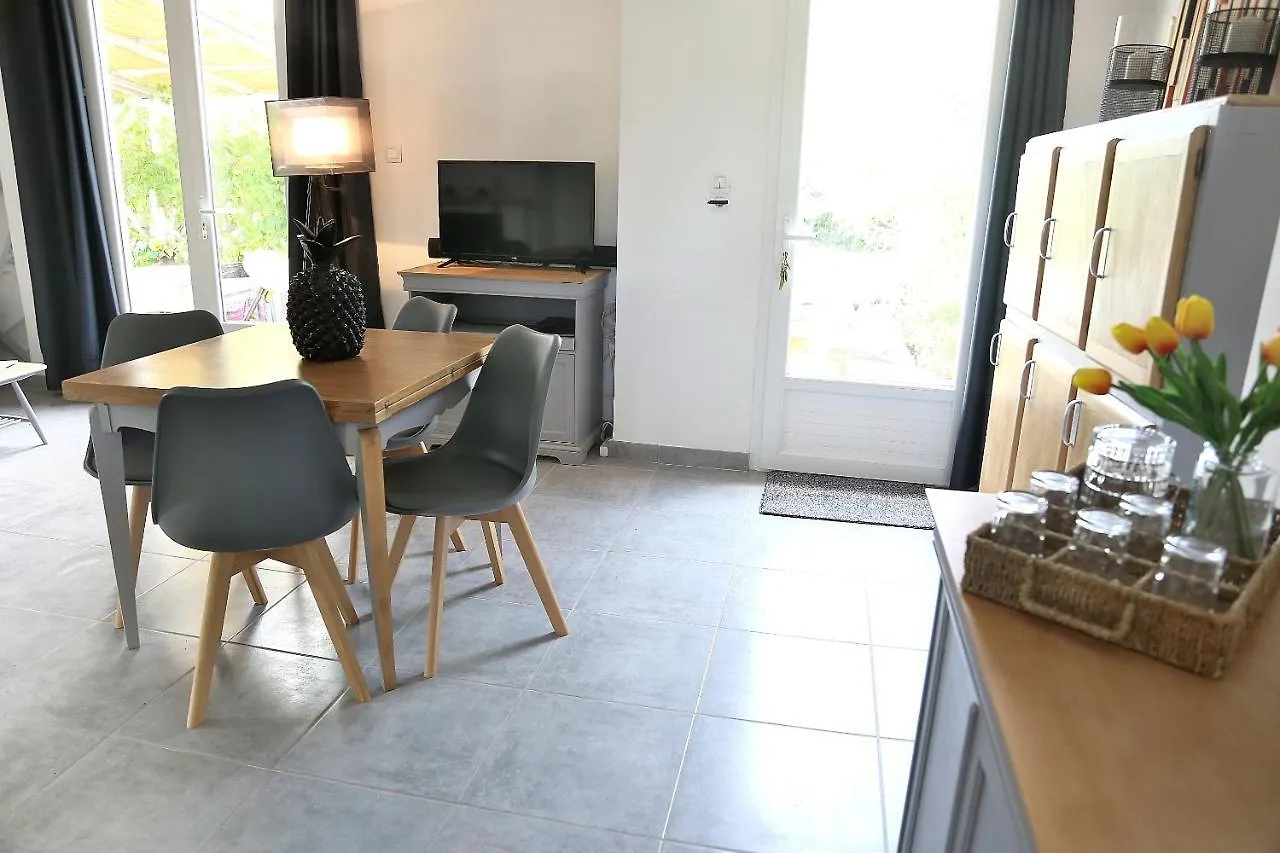 Jolie Villa Loc-Saisonniere - La Petite Cocagne Alleins