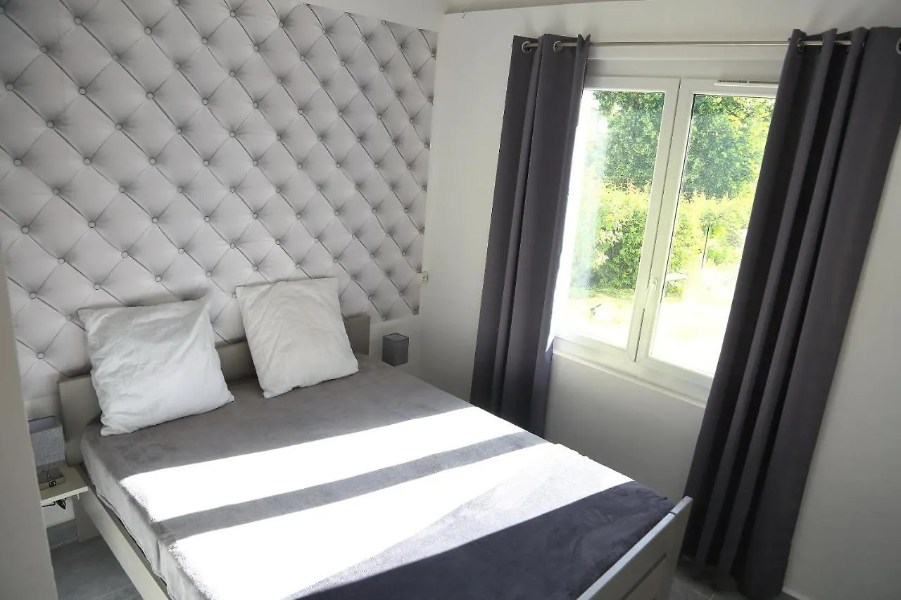 Jolie Villa Loc-Saisonniere - La Petite Cocagne Alleins