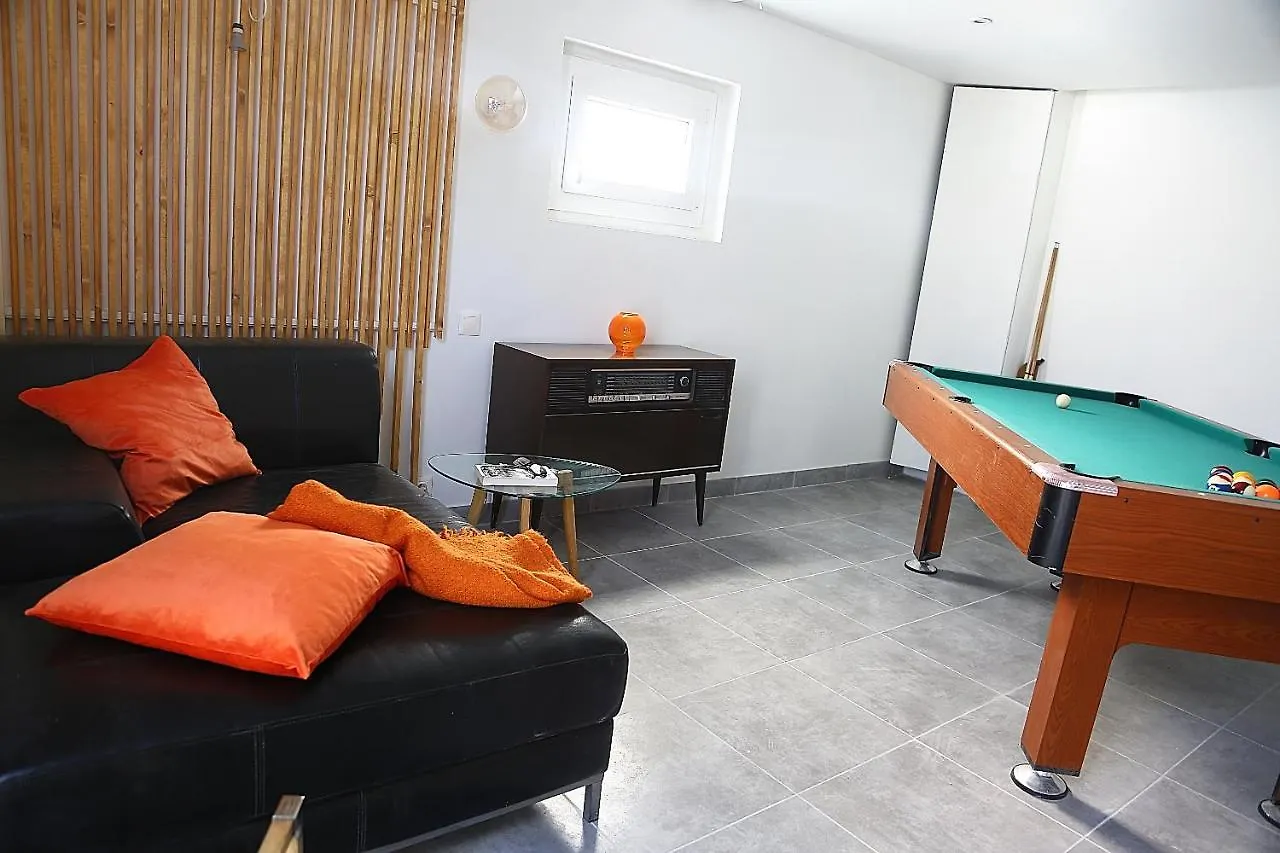 Jolie Villa Loc-Saisonniere - La Petite Cocagne Alleins